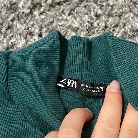 Green Zara Dress - Picture 3 of 3